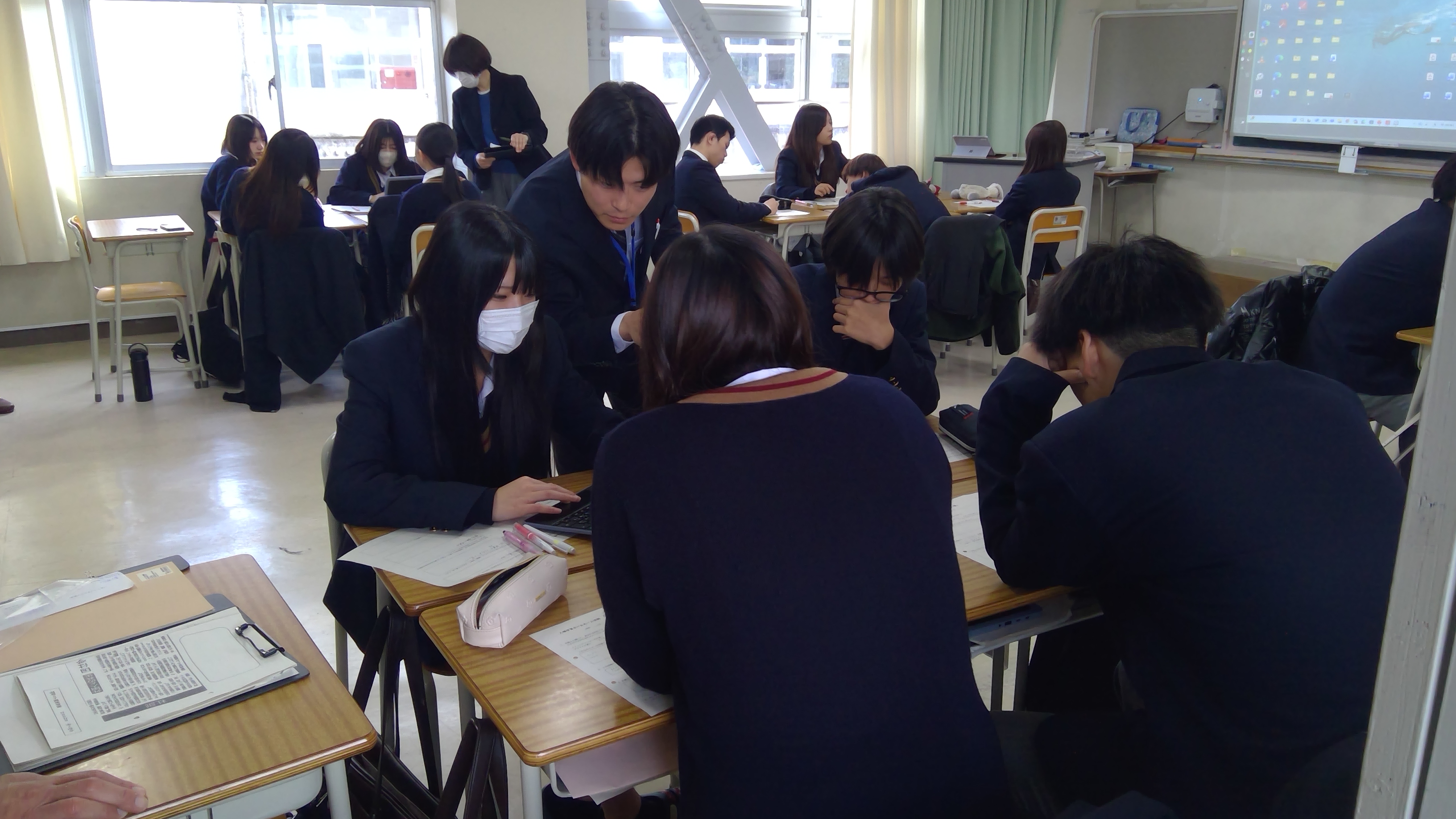 WIN_20251112_14_13_21_Pro